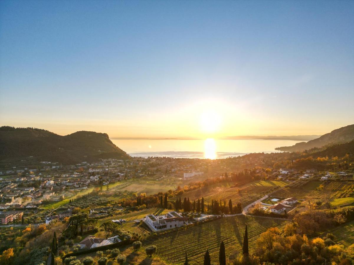 Sunset Lodge - Enjoy Holiday Гарда Экстерьер фото